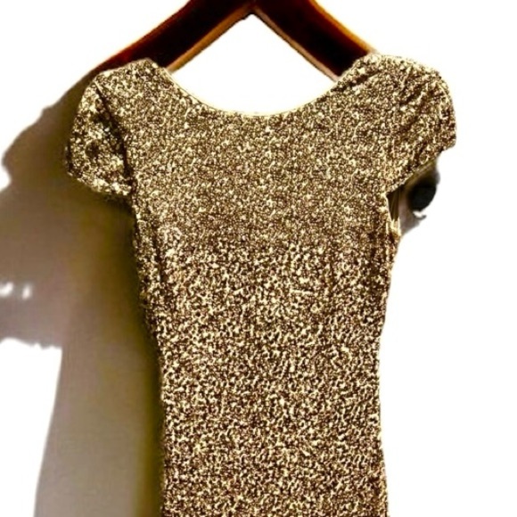 🌻Badgley Mischka Gold Sequin Cowl Back Gown Women's Size 2 - Picture 4 of 10